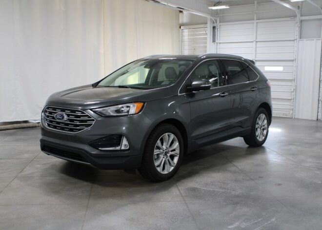 2020 Ford Edge Titanium